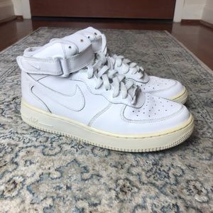 Vintage Style Nike Air Force 1 Mid Size 7Y / 8.5 W